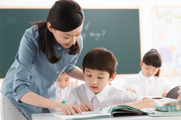 浅谈2017年录播市场的问题及2018年录播行业发展对策