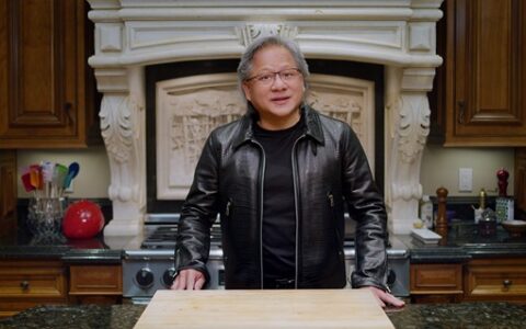 NVIDIA首席执行官发布多款软件、芯片和超级计算机