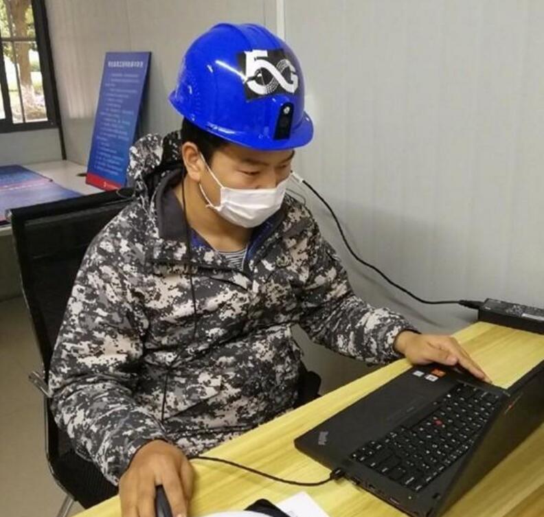中国移动发布建筑工人5G智能头盔