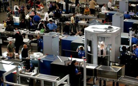 美国机场曝安检漏洞：炸弹违禁武器通过率超95%