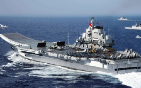 一个月一艘航母 中国面板市场砸出了什么？