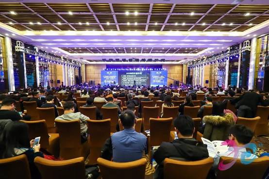 天地伟业出席天津软件产业发展高峰论坛荣膺“二十年突出贡献”榜单