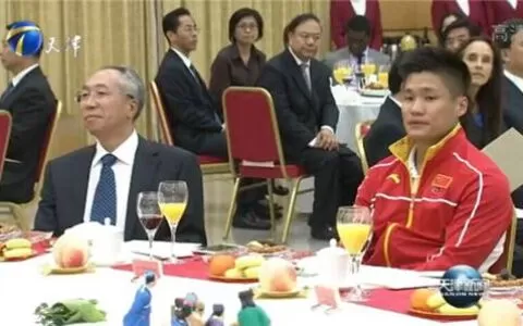 戴林董事长受邀出席天津市国庆招待会
