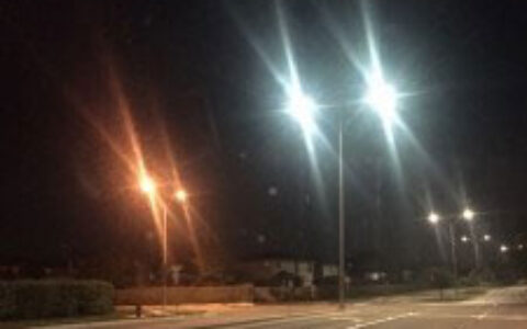 美国人民更会玩 智能摄像头应用于路灯