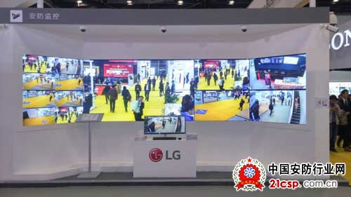 LG携业界超窄边框3.5mm拼接屏98英寸4K超大屏惊艳亮相IFC
