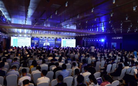 2019世界无人机大会深圳举行千架无人机亮相