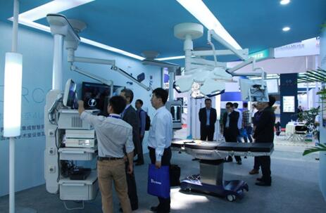 华平智慧手术室盛装亮相第17届医院建设大会