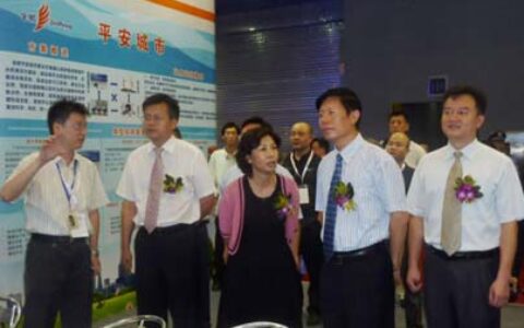 金鹏盛装亮相2010广东省安防展