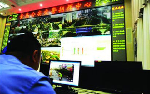 智能交通运用得当 国庆后青岛早高峰无拥堵现象