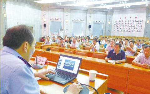 山东东营对校车安全进行集中培训 安装校车视频监控