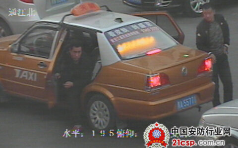 哈尔滨视频监控“闯绿灯”两天抓拍违法行为227件